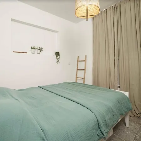 “moment S” Sea House Petrčane